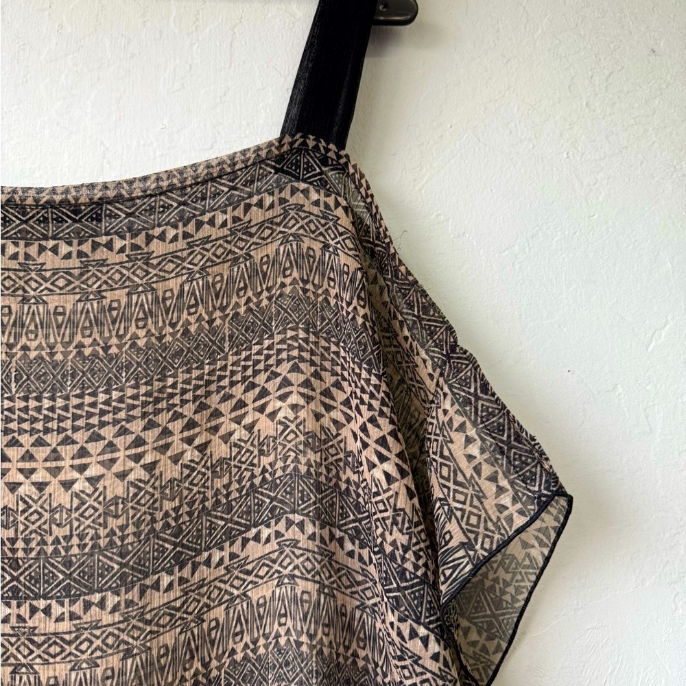 Black and Tan Patterned Sleeveless tunic, size 40 - Picture 2 of 8